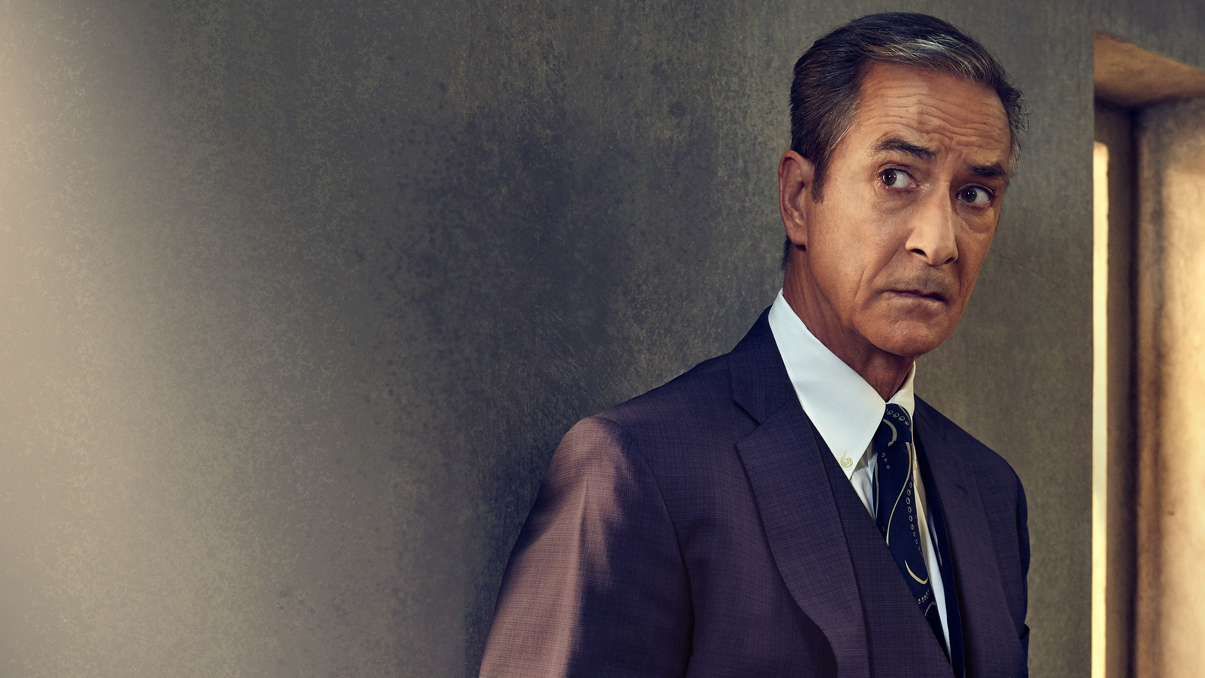 David Strathairn as Henry Fisher