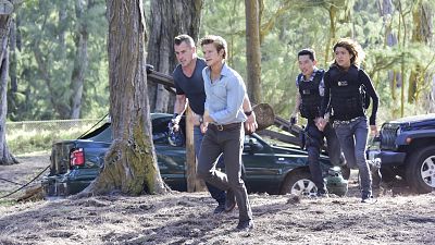 MacGyver Teams Up With The Hawaii Five-0 Task Force